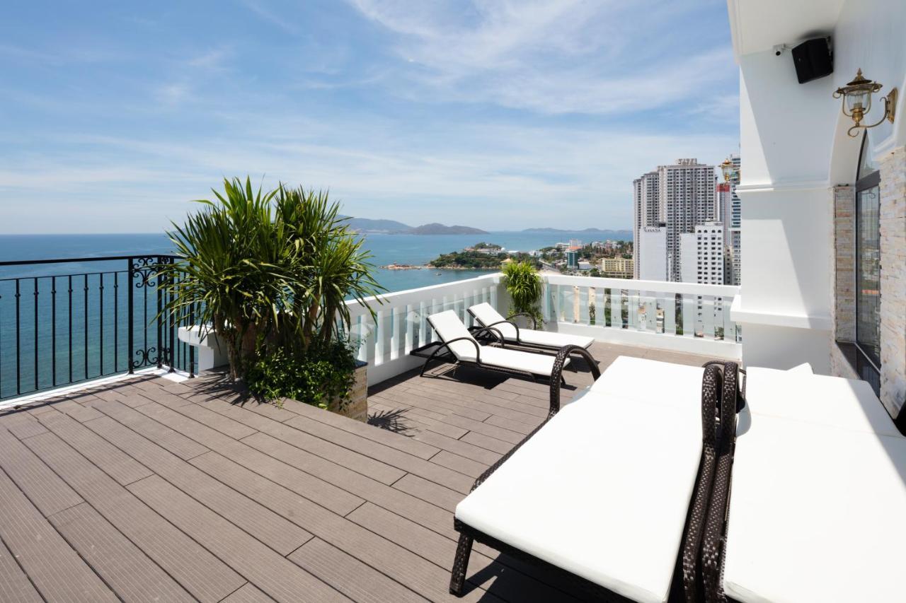 Aston Nha Trang City Hotel Extérieur photo