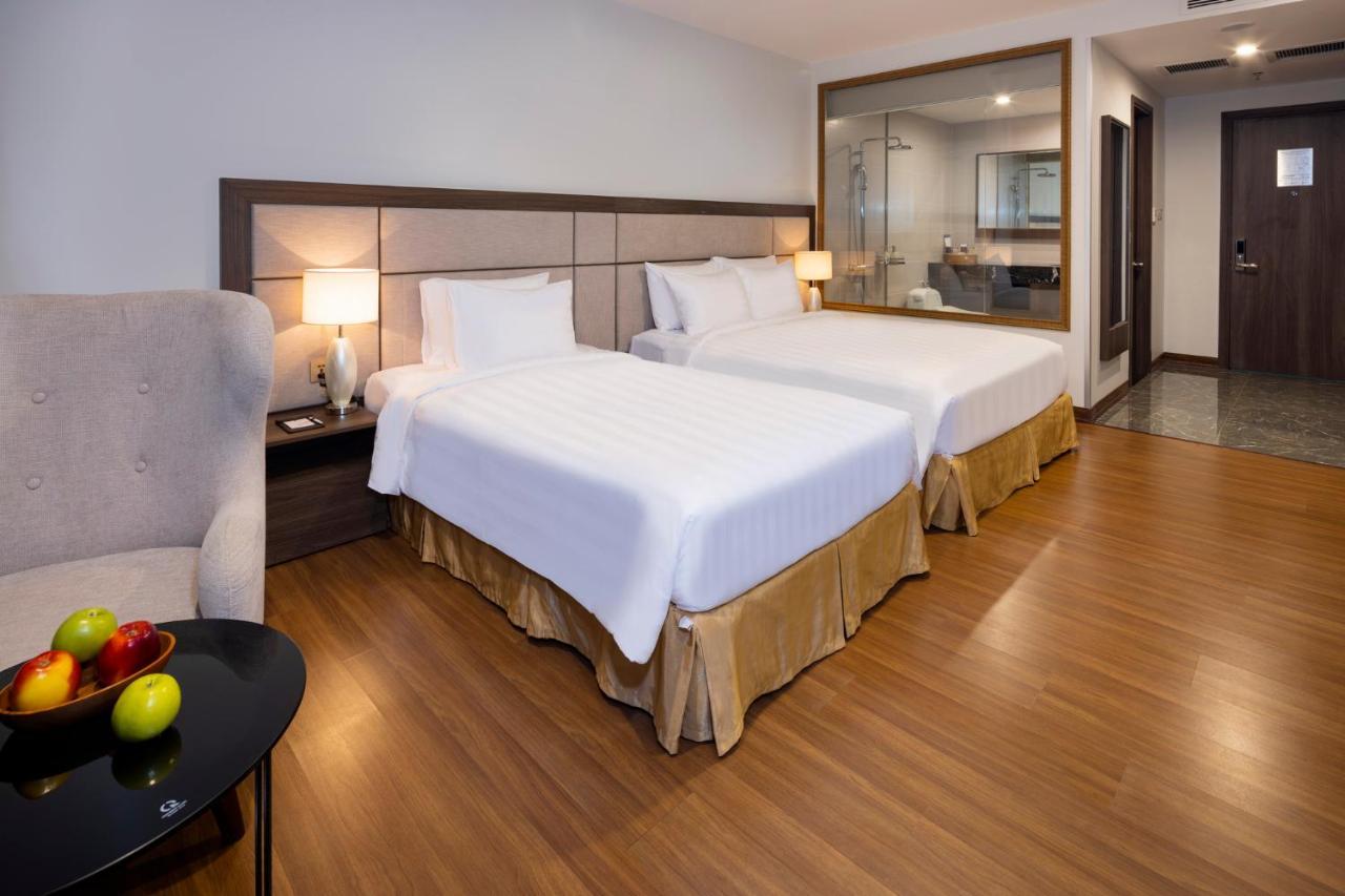 Aston Nha Trang City Hotel Extérieur photo
