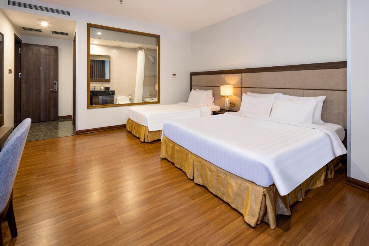 Aston Nha Trang City Hotel Extérieur photo