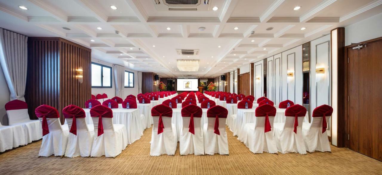 Aston Nha Trang City Hotel Extérieur photo